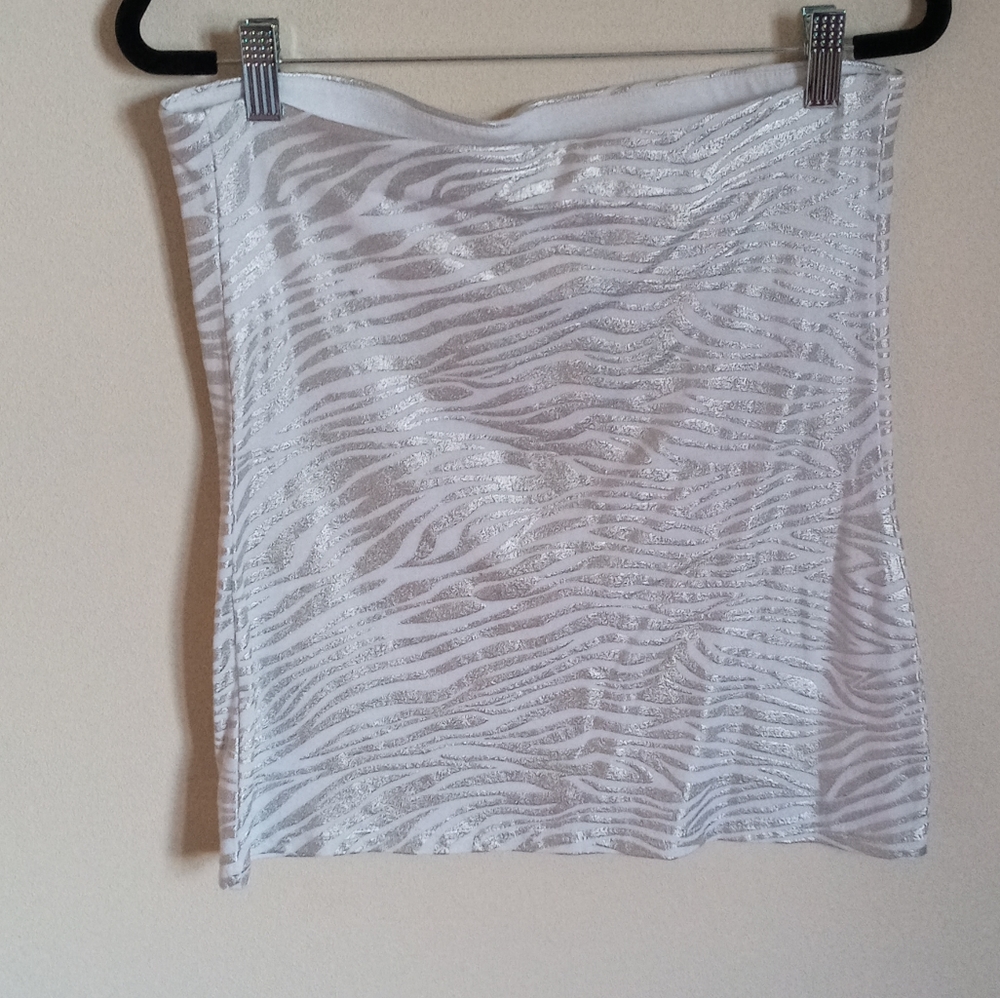 No Boundaries Silver Zebra Tube Top Women - Picture 6 of 7